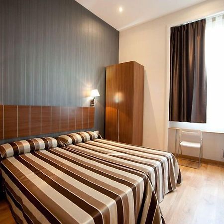 ברצלונה Hostal Bcn 46 מראה חיצוני תמונה