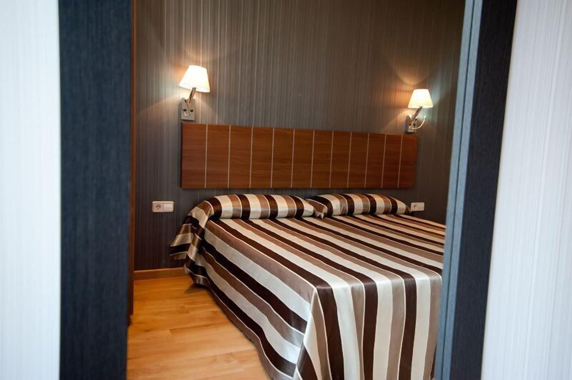 ברצלונה Hostal Bcn 46 מראה חיצוני תמונה