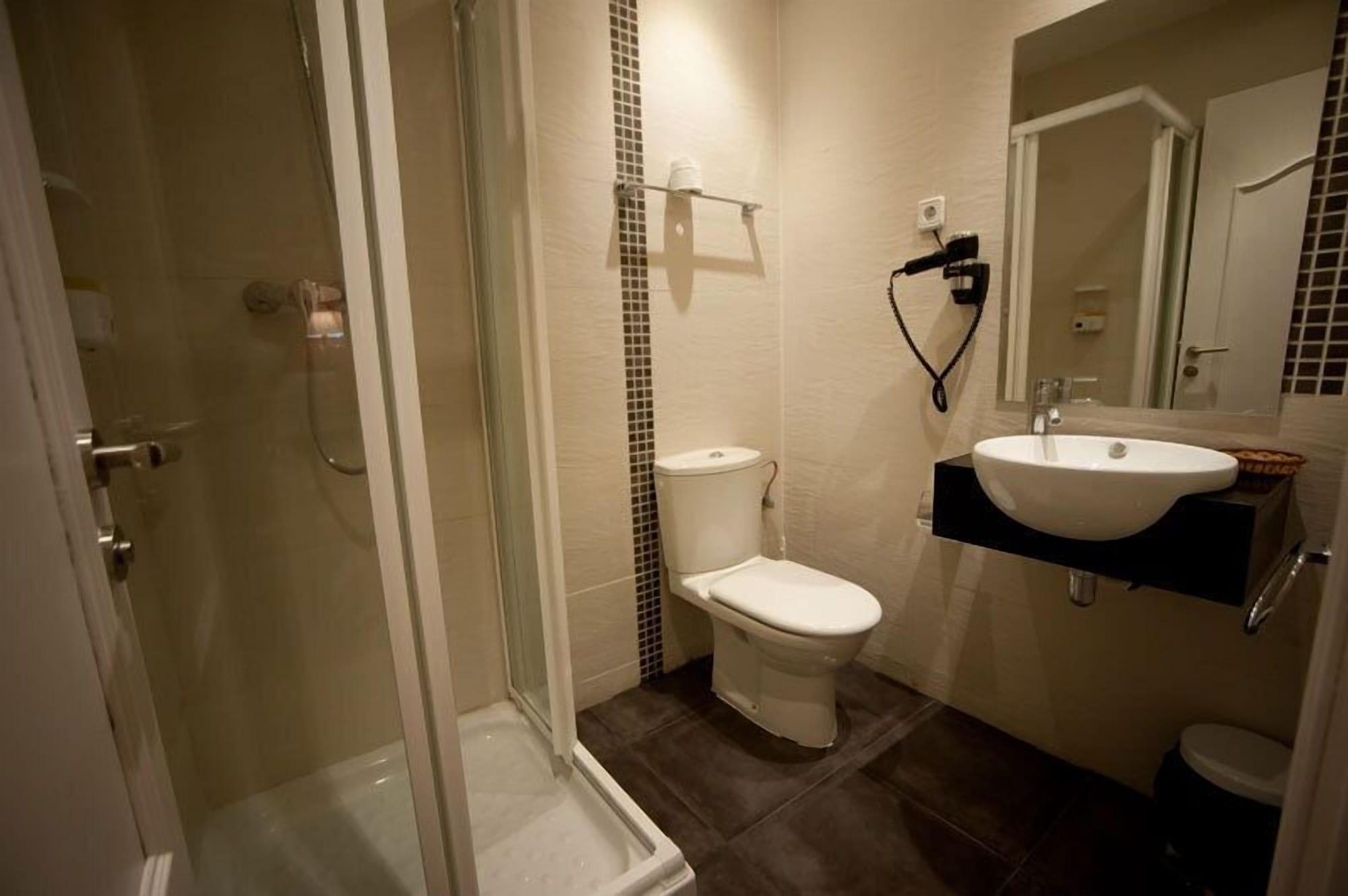 ברצלונה Hostal Bcn 46 מראה חיצוני תמונה