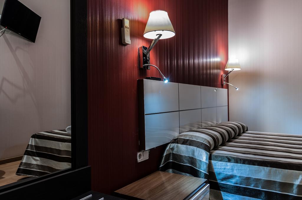 ברצלונה Hostal Bcn 46 מראה חיצוני תמונה