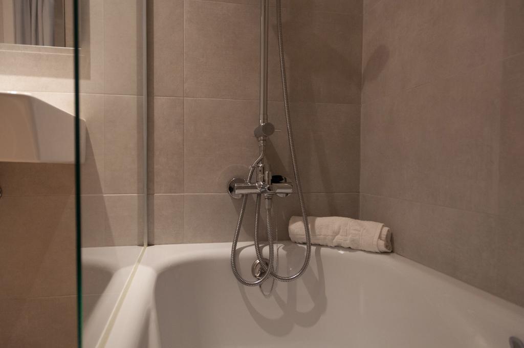 ברצלונה Hostal Bcn 46 מראה חיצוני תמונה