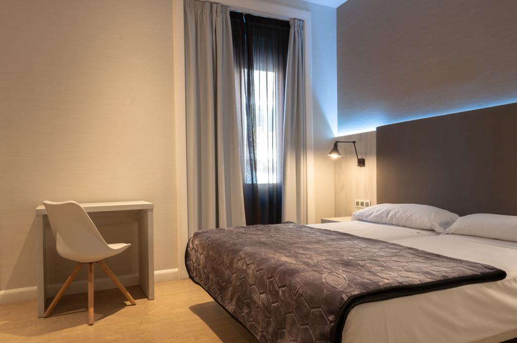 ברצלונה Hostal Bcn 46 מראה חיצוני תמונה