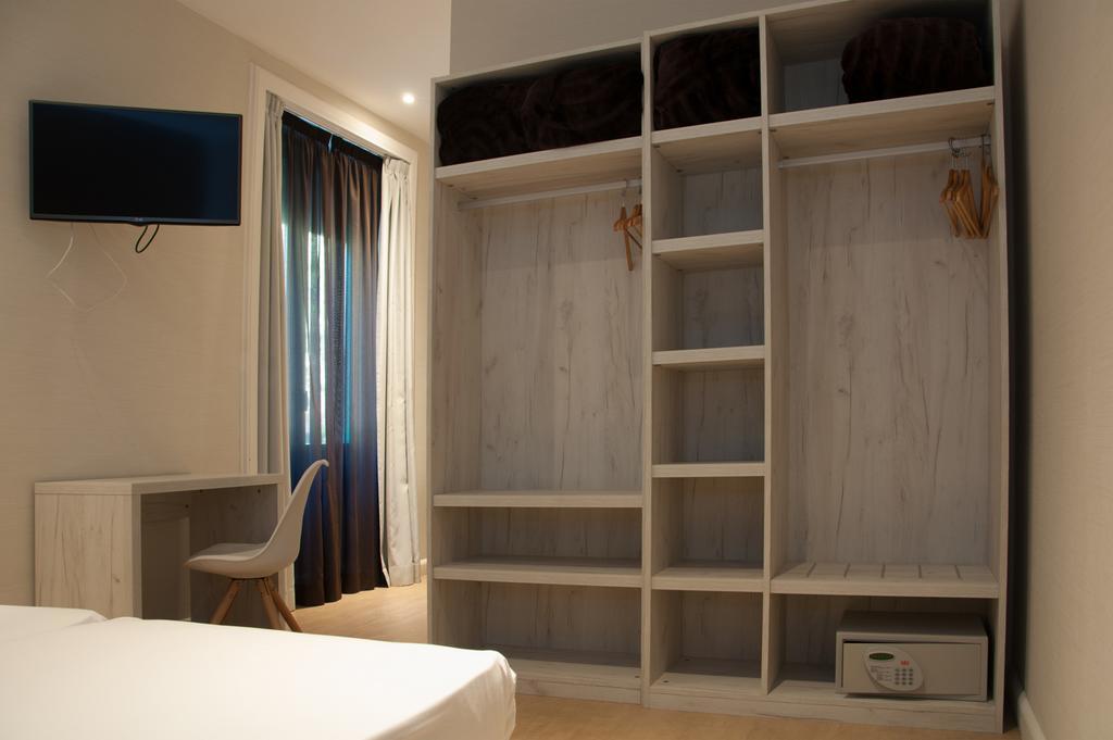 ברצלונה Hostal Bcn 46 מראה חיצוני תמונה