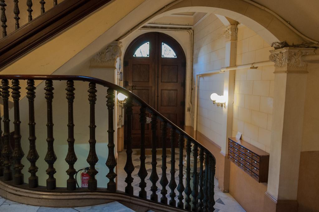 ברצלונה Hostal Bcn 46 מראה חיצוני תמונה